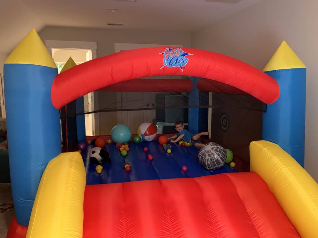 indoor bounce house