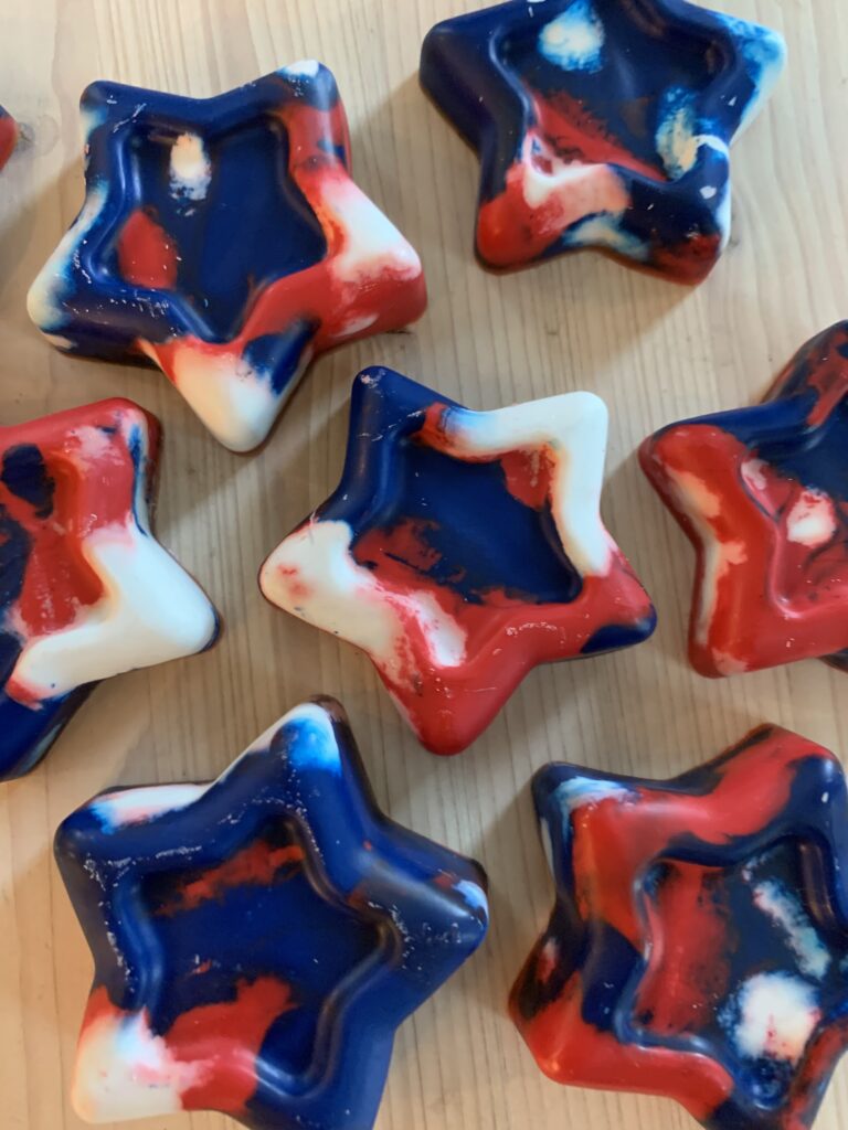 red white and blue star patriotic crayons