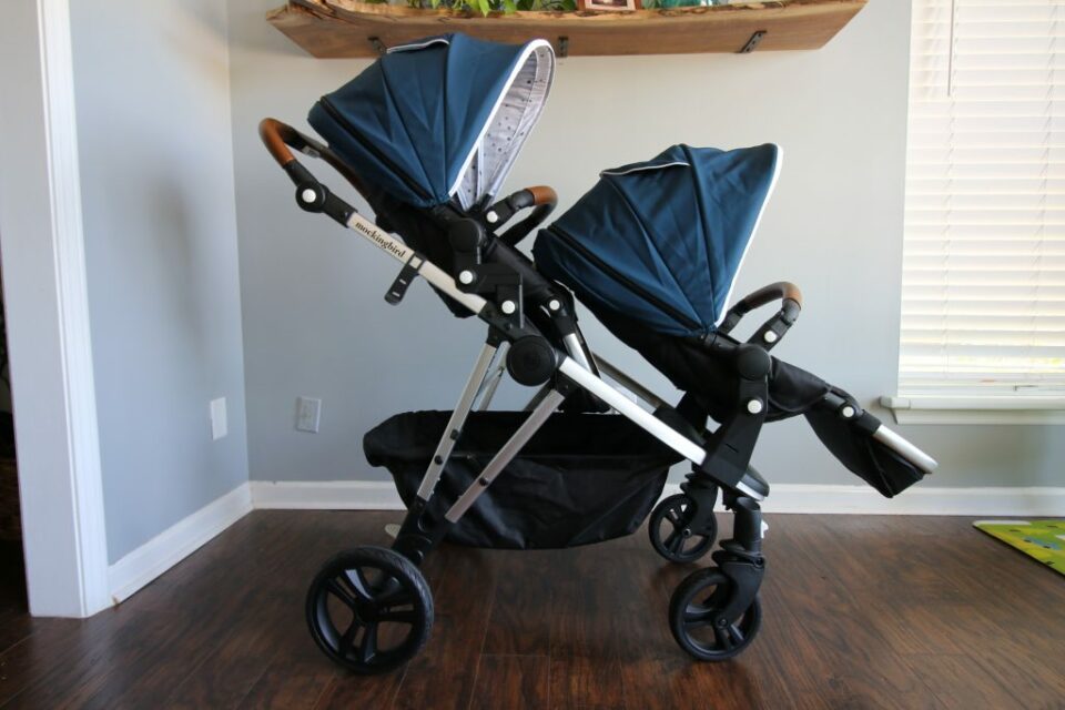 double stroller with 3rd seat attachment