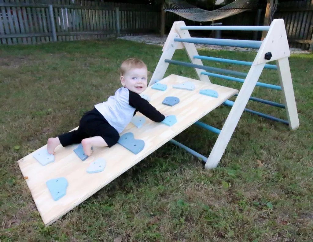 toddler climbing pikler ramp