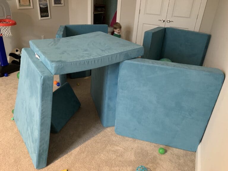 Fun & Easy Nugget Fort Ideas Celebrating with kids