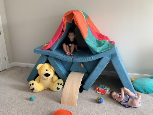 Fun & Easy Nugget Fort Ideas - Celebrating with kids