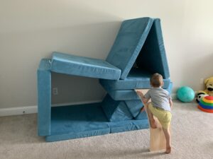 Fun & Easy Nugget Fort Ideas - Celebrating with kids