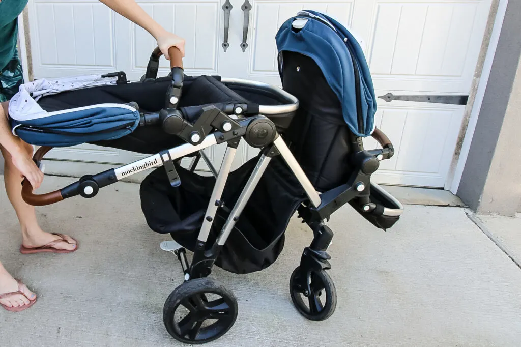 folding a mockingbird double stroller