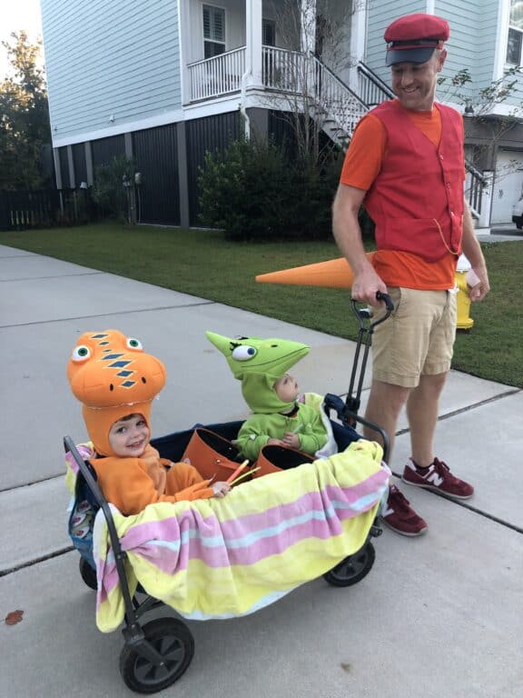 How to make a Dinosaur Train Family Halloween Costume Celebrating