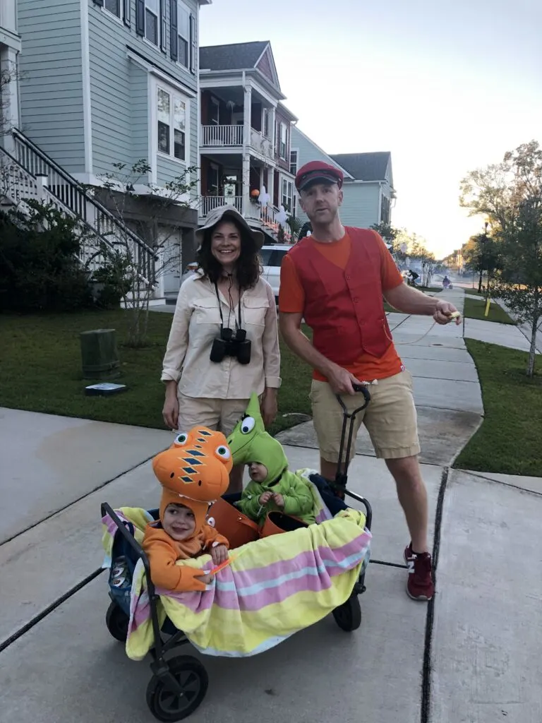How to make a Dinosaur Train Family Halloween Costume - Celebrating with kids