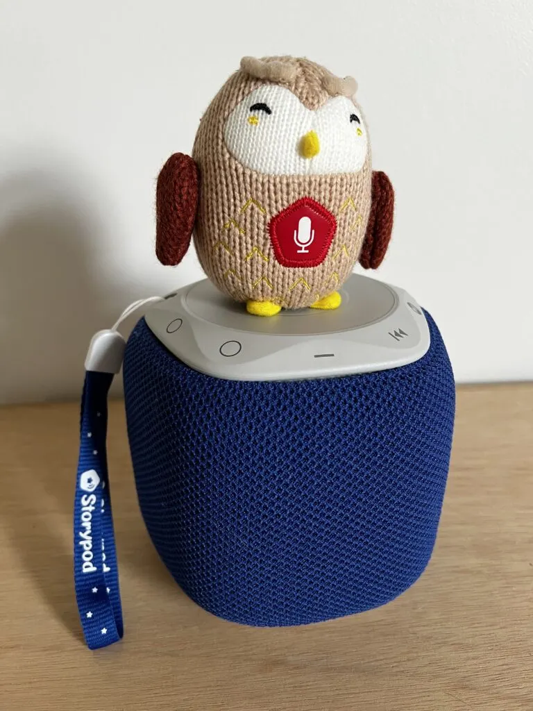 storypod with owl craftie