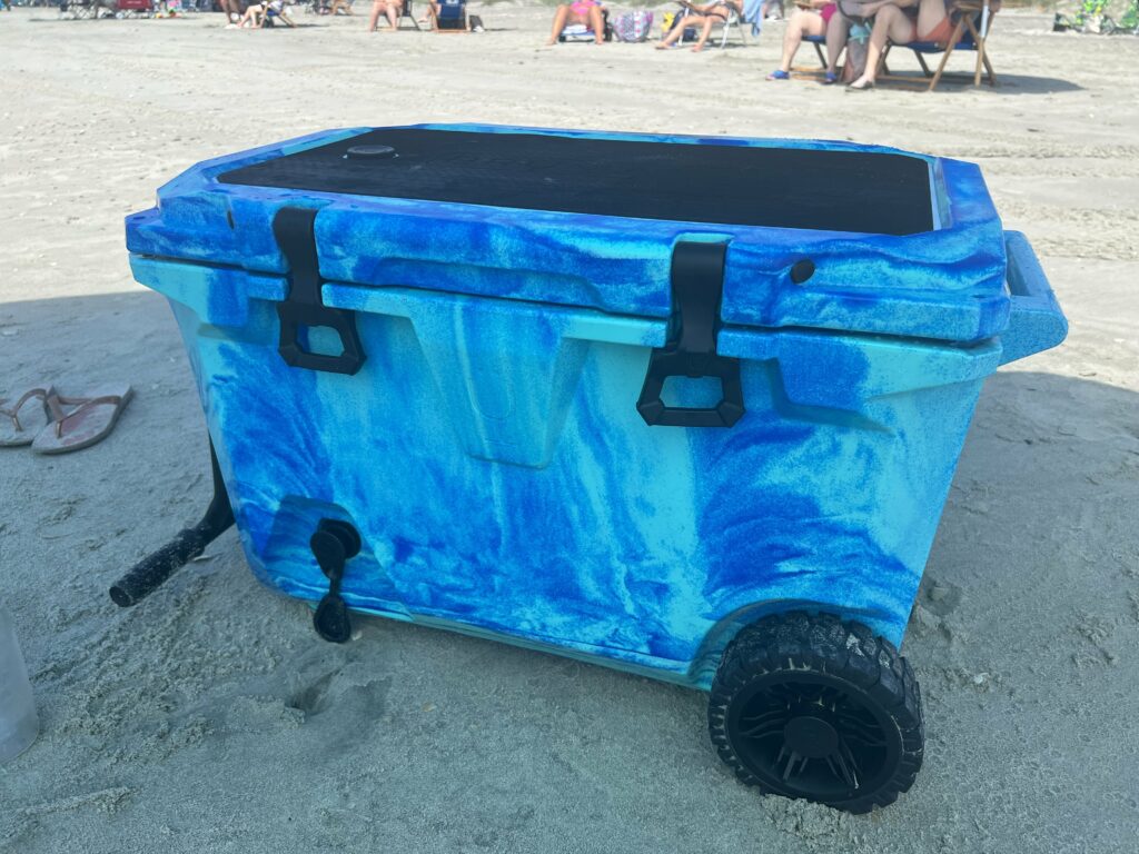 Brumate Brutank cooler on the beach