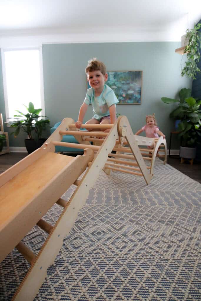 toddlers climbing on goodevas climbing triangle