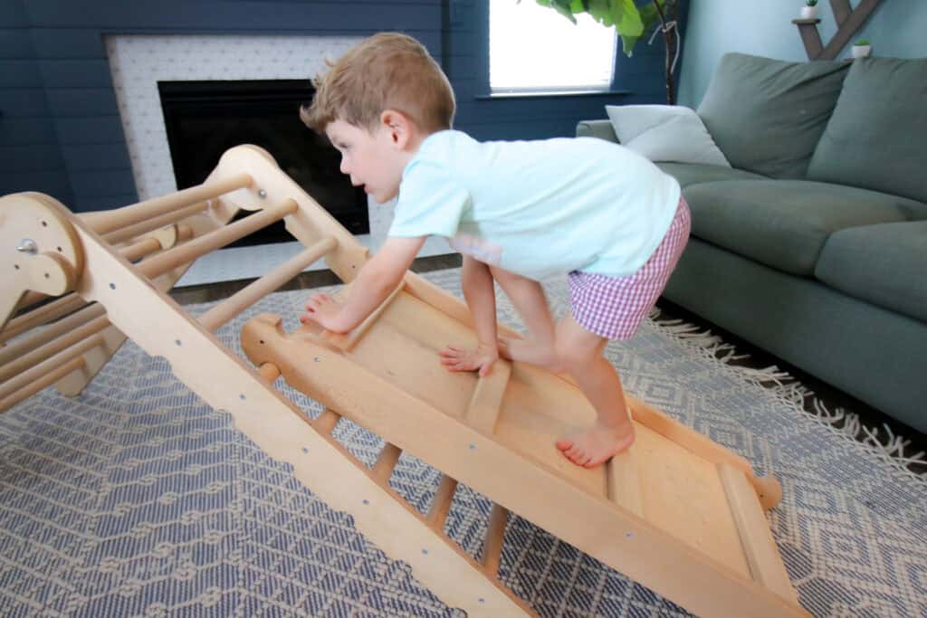 toddler climbing goodevas climbing ramp