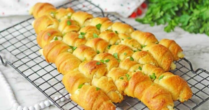Image for Pull-Apart Crescent Roll Christmas Tree