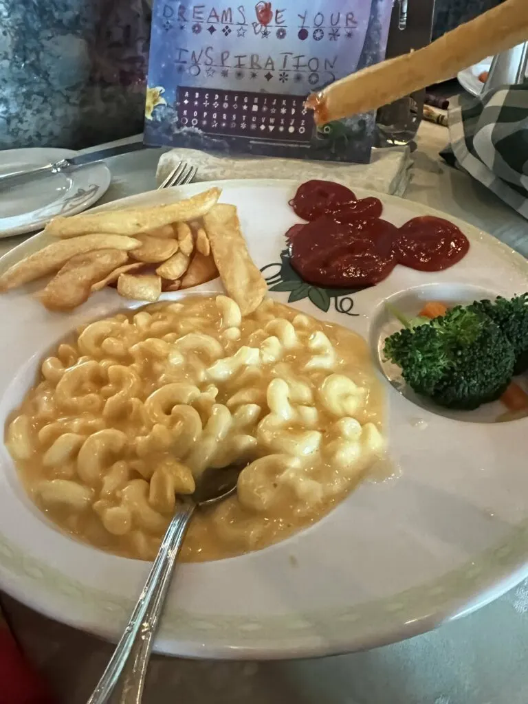 kids meal macaroni and cheese disney cruise