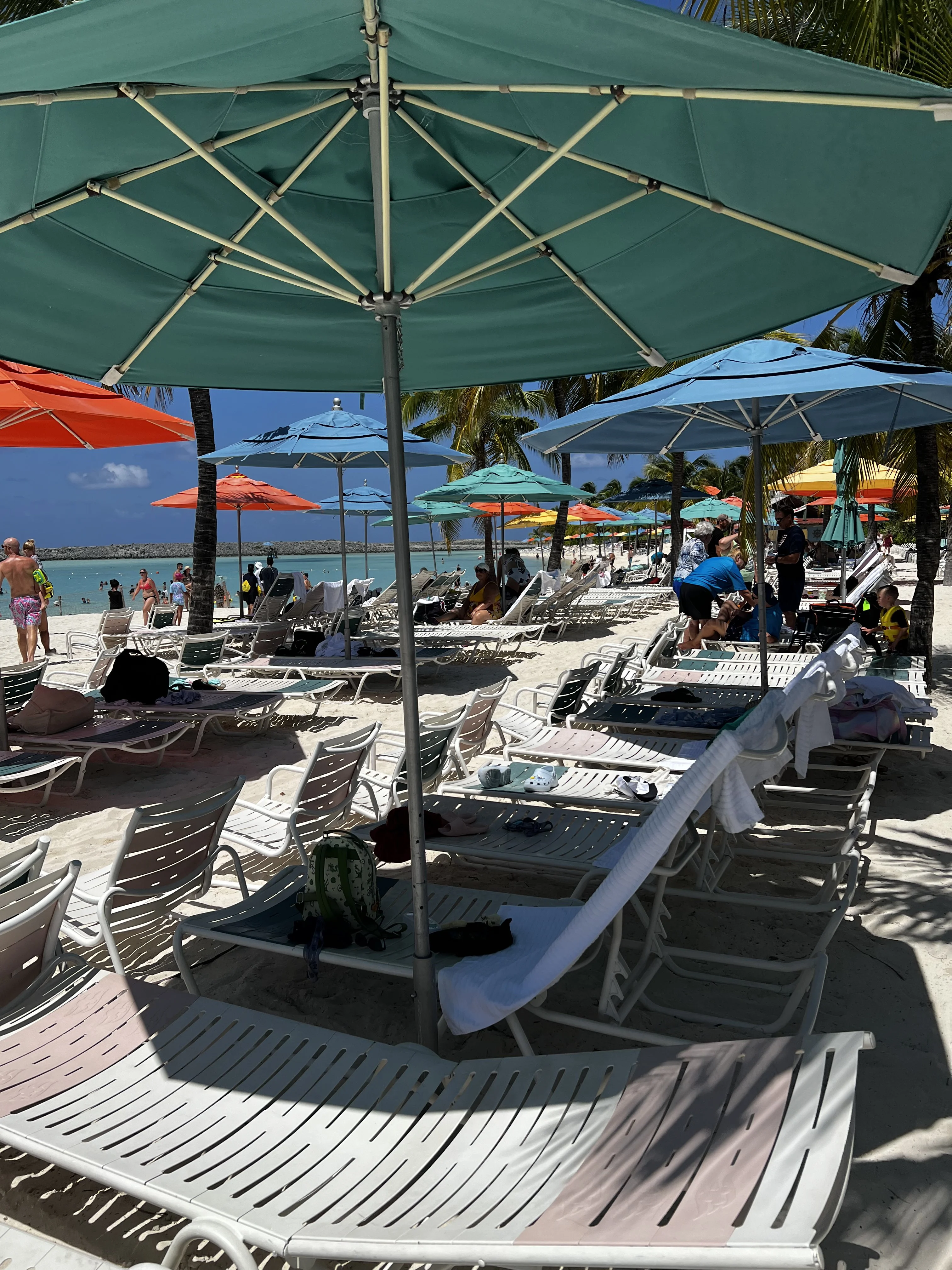 castaway cay beach