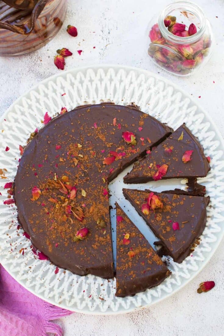 Image for 10-minute No bake chocolate truffle cake
