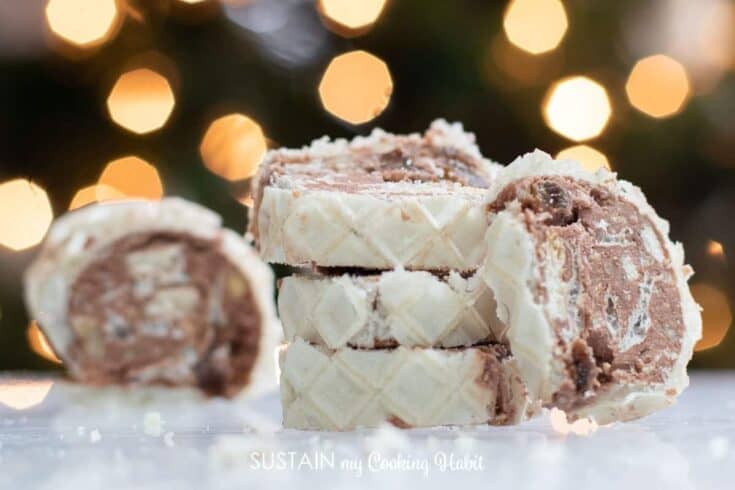 Image for Slatka Salama (No-Bake Rolled Wafer Cookies)