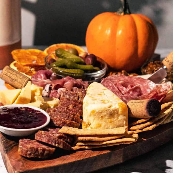 Image for How to Make a Thanksgiving Charcuterie Board