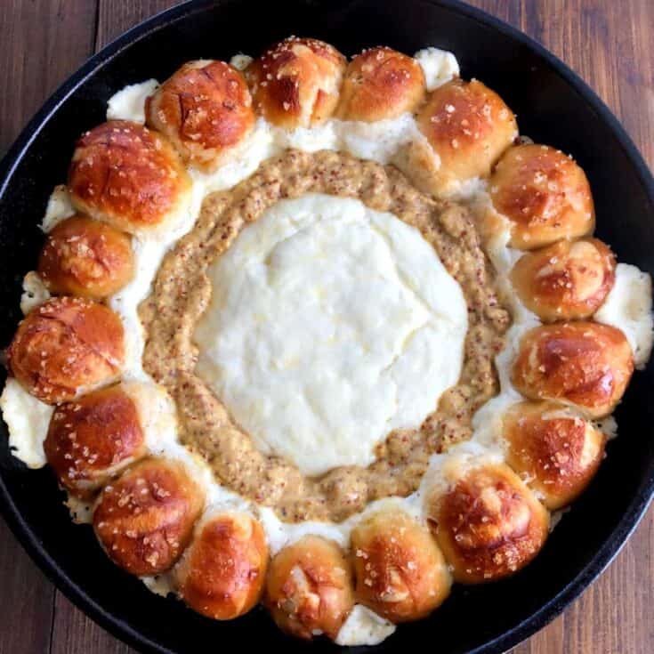 Image for Pretzel Ring with Cream Cheese Mustard Dip