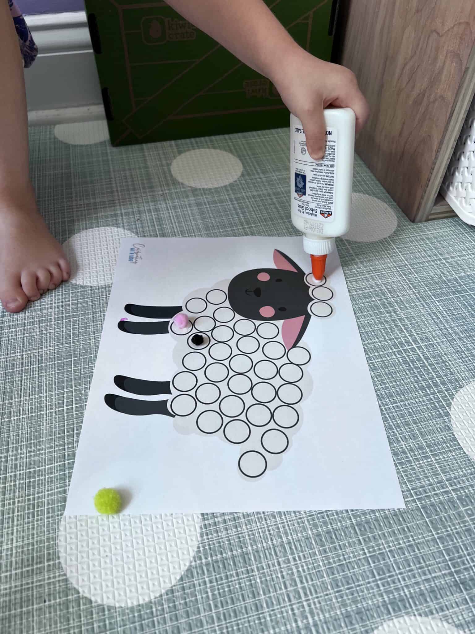 Sheep cotton ball craft - free printable template - Celebrating with kids