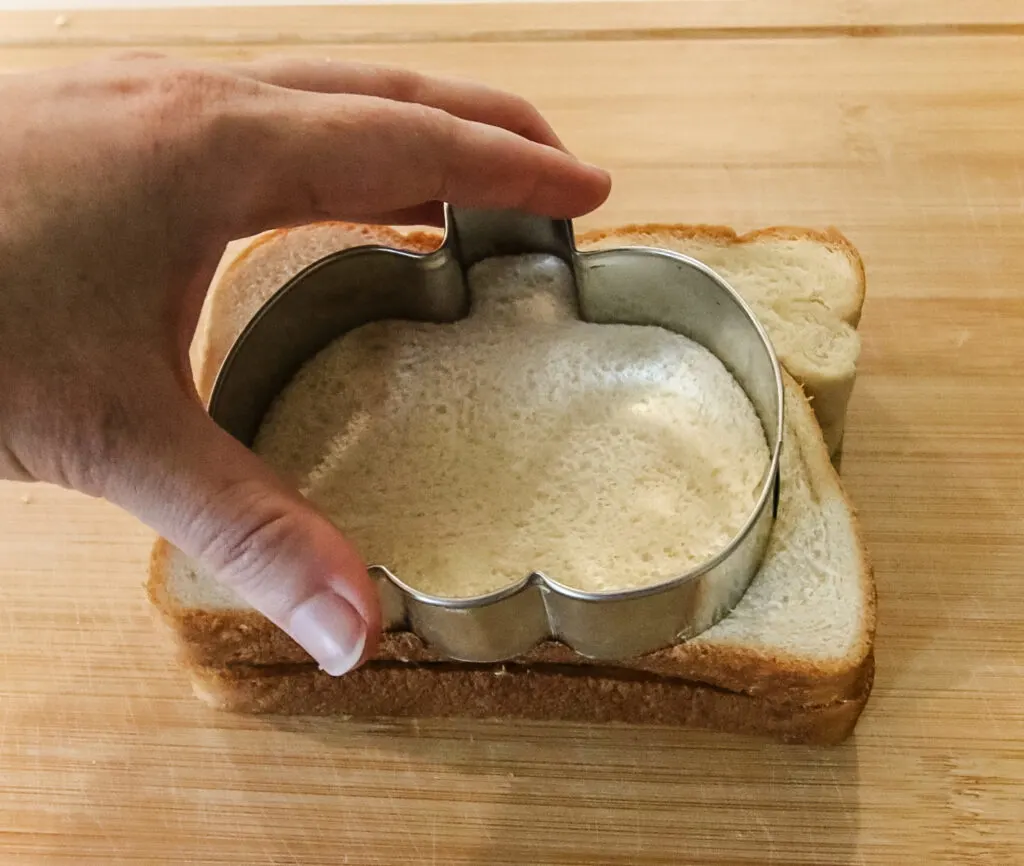 easy pumpkin cookie cutter halloween sandwiches