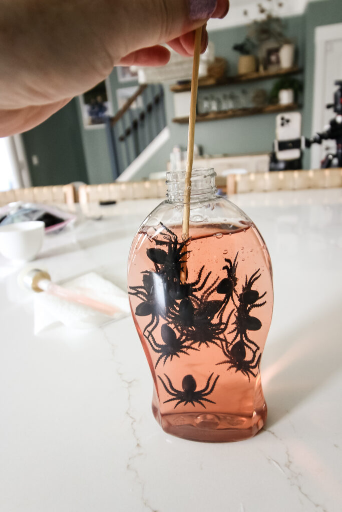 how to make spider soap dispenser for halloween