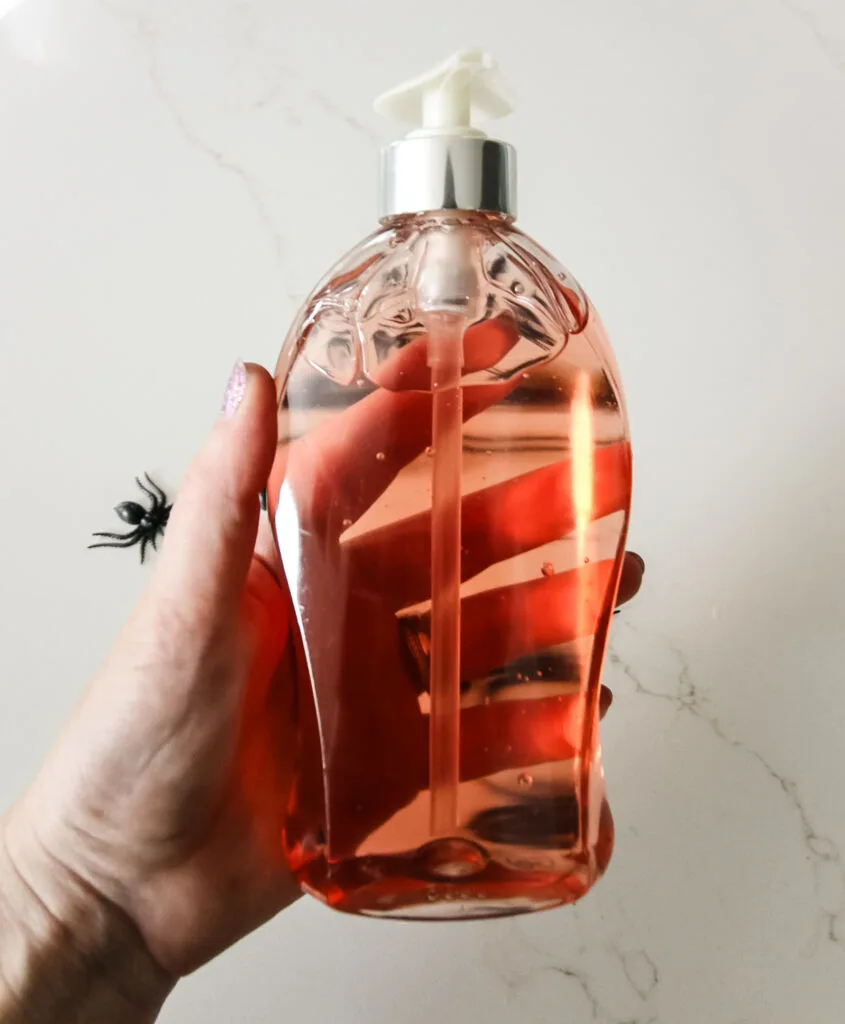 how to make spider soap dispenser for halloween