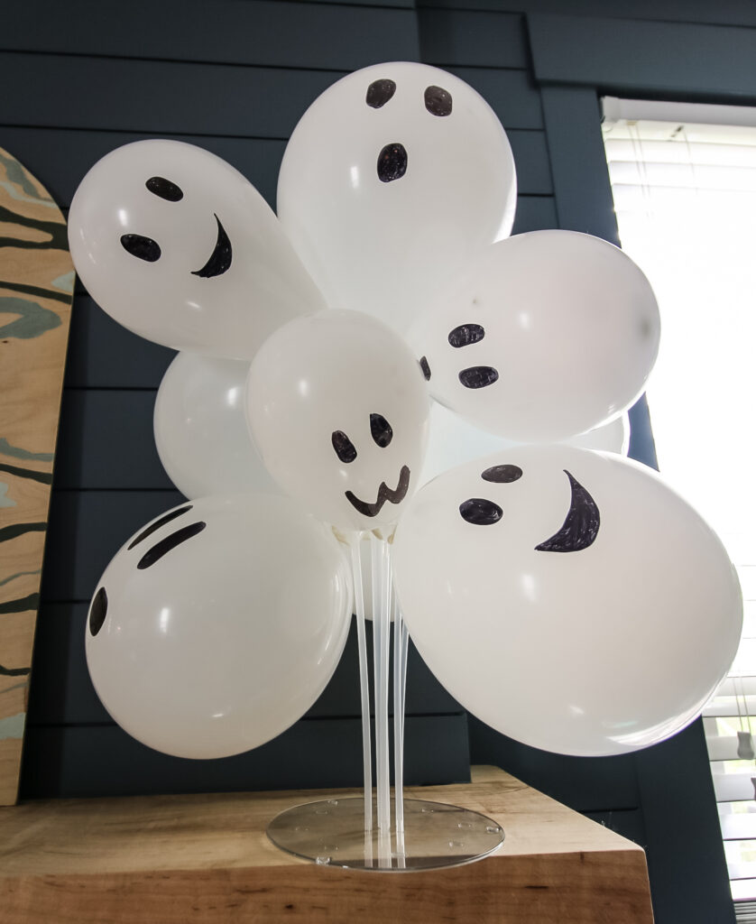 balloon ghost centerpiece