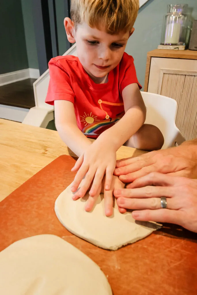 making an air dry clay handprint