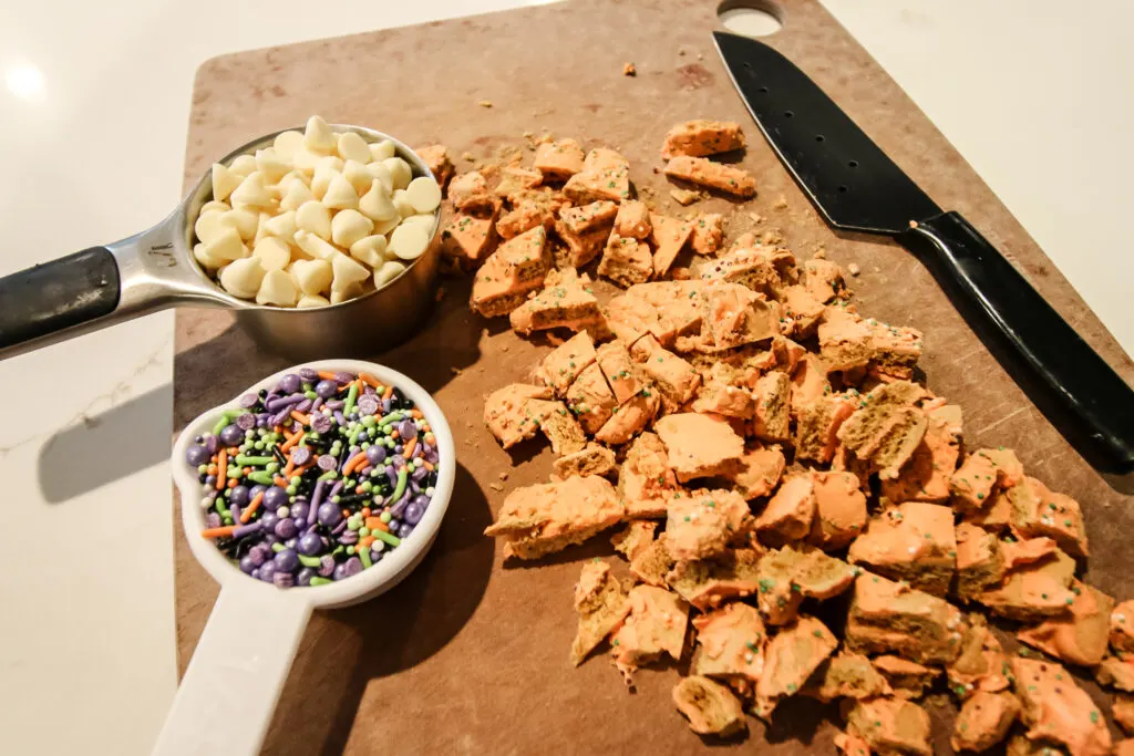 Halloween Animal Cookie Blondies