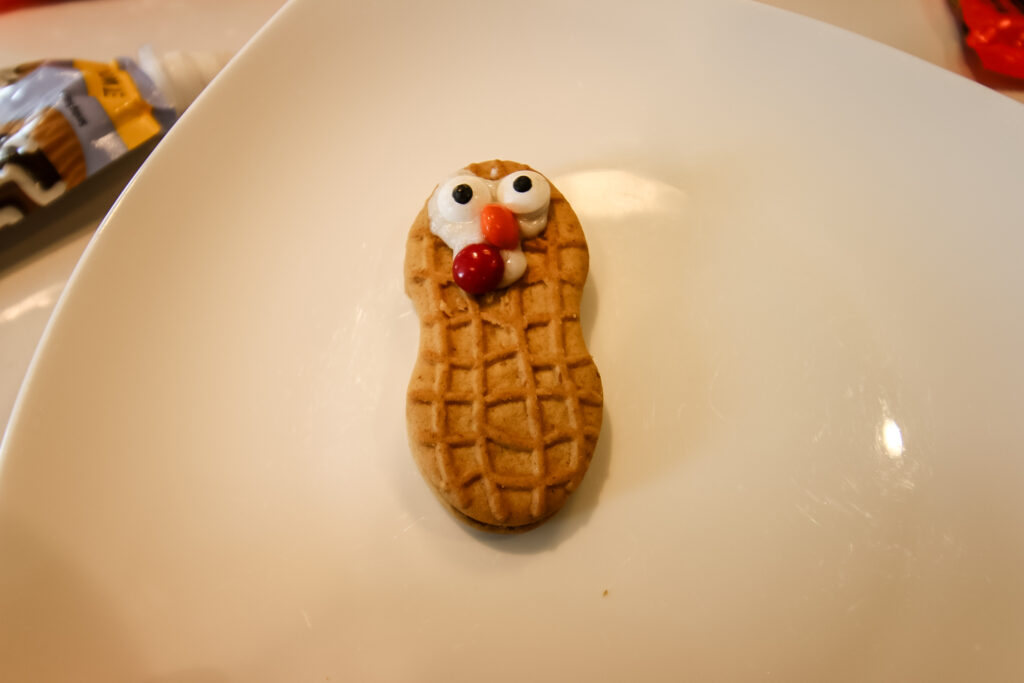 nutter butter turkey cookie face