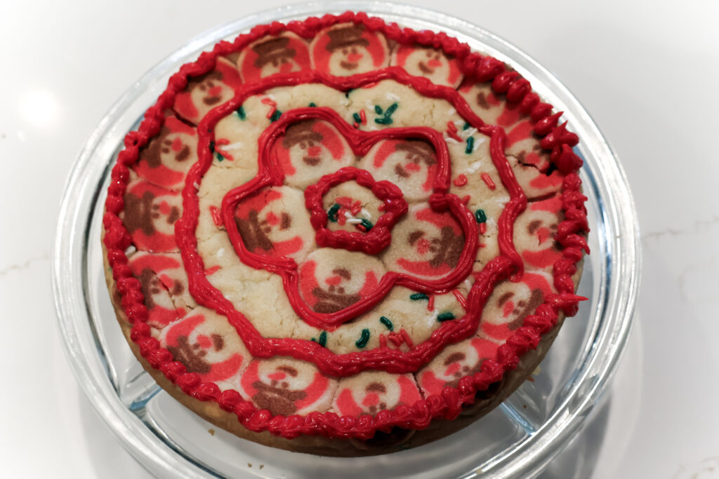 Easy Christmas cookie cake