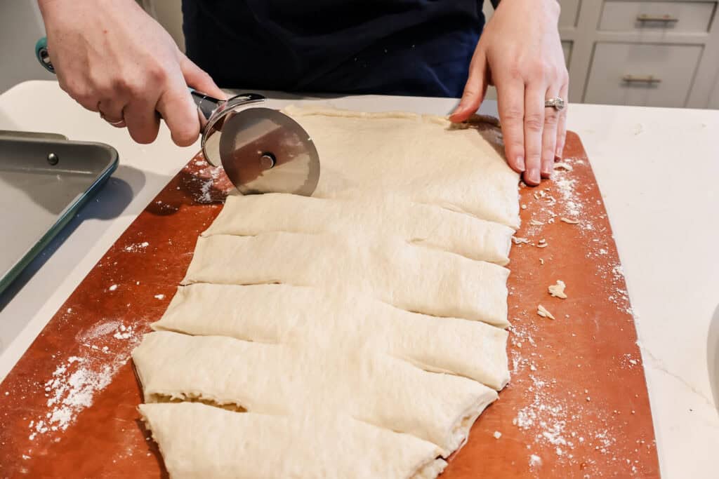 Easy Christmas Tree Cheese Bread Recipe