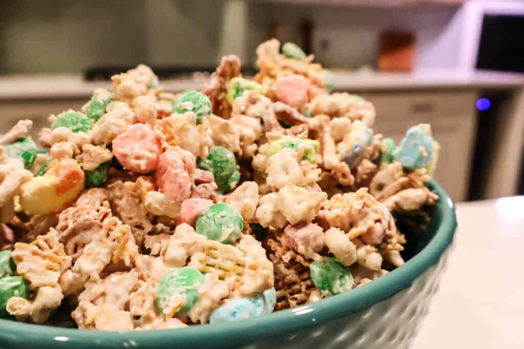 st patricks day leprechaun bait treat mix