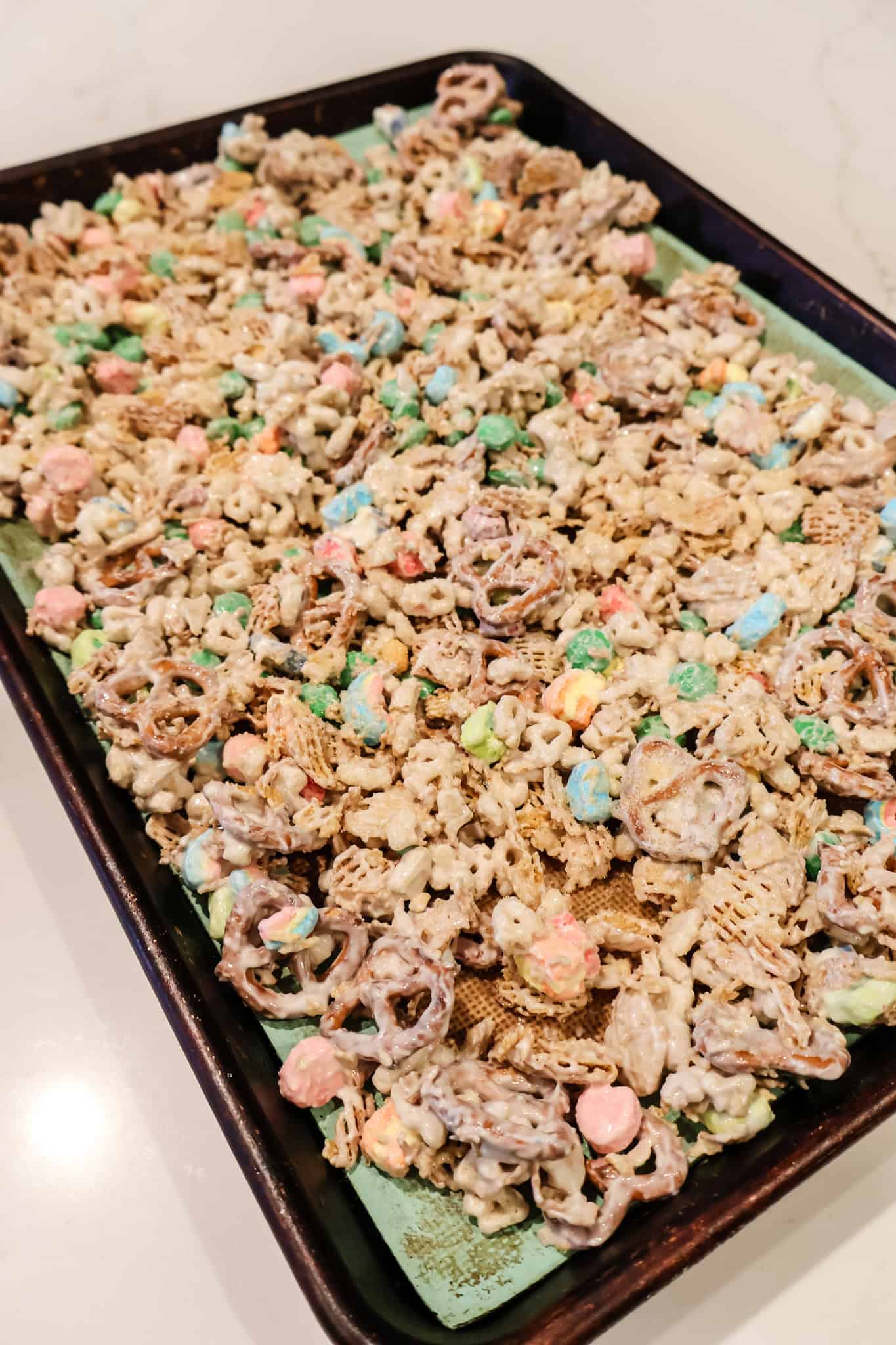 st patricks day leprechaun bait treat mix