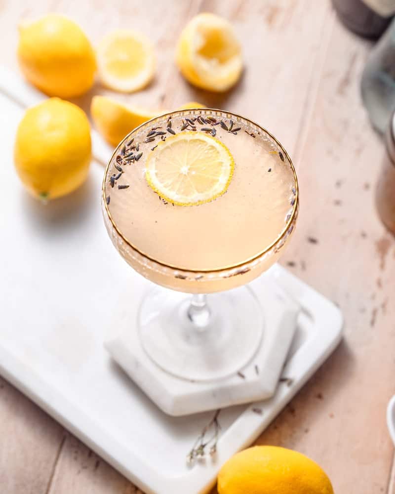 16 Drinks to Serve on Easter: Mocktails & Cocktails for Everyone ...