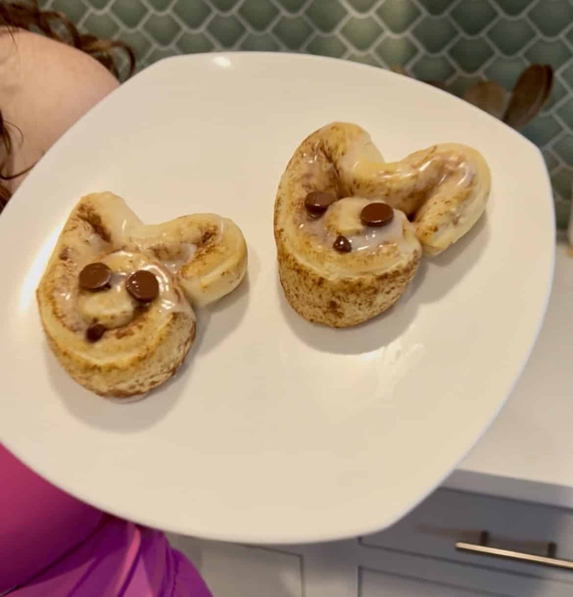 easter bunny cinnamon rolls