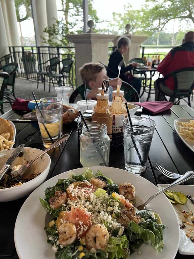 eating on kiawah