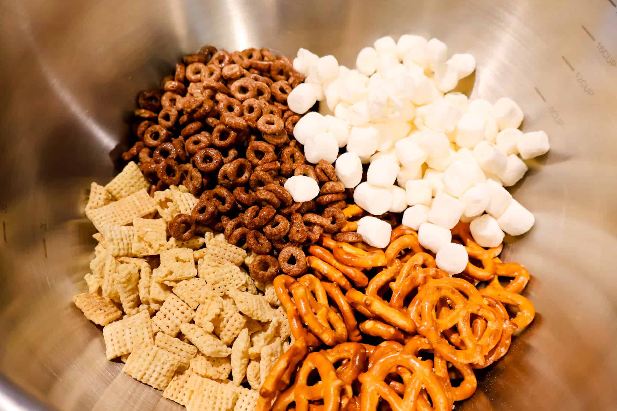 red white and blue trail mix ingredients
