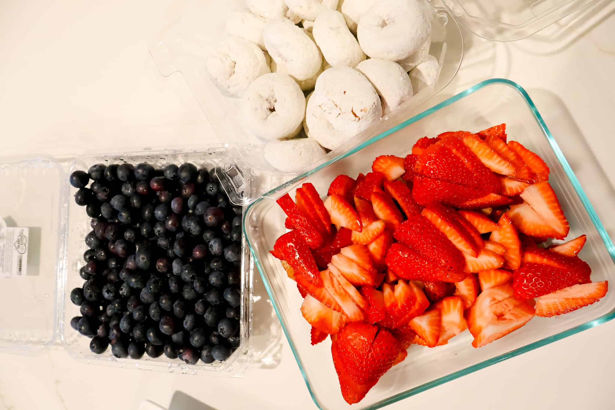 Easy American Flag Breakfast Tray ingredients