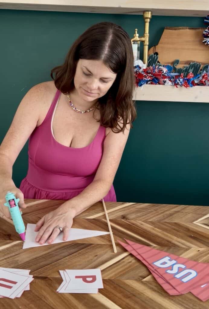 making 4th of july pennants
