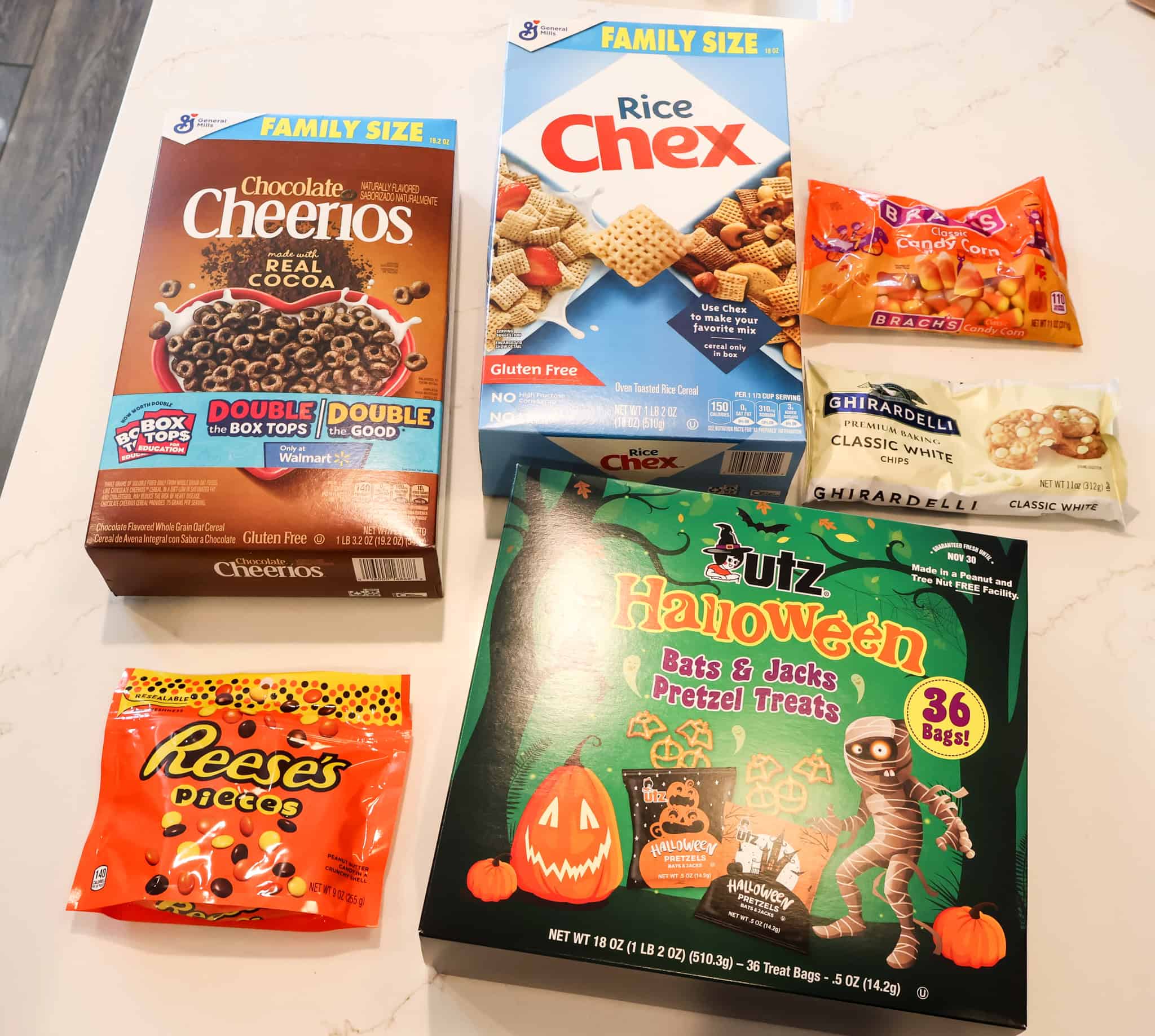 halloween trail mix ingredients