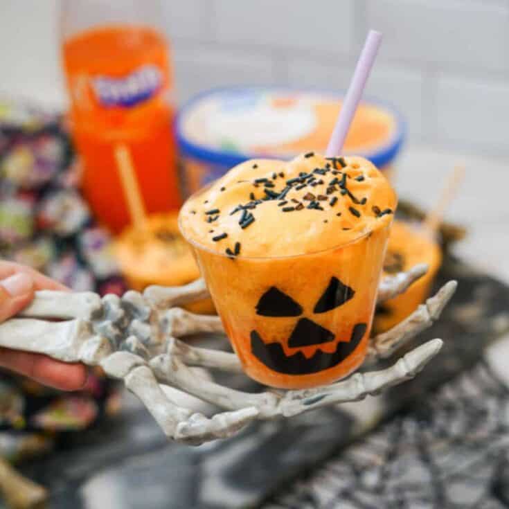 Image for Fanta Jack O' Lantern Floats
