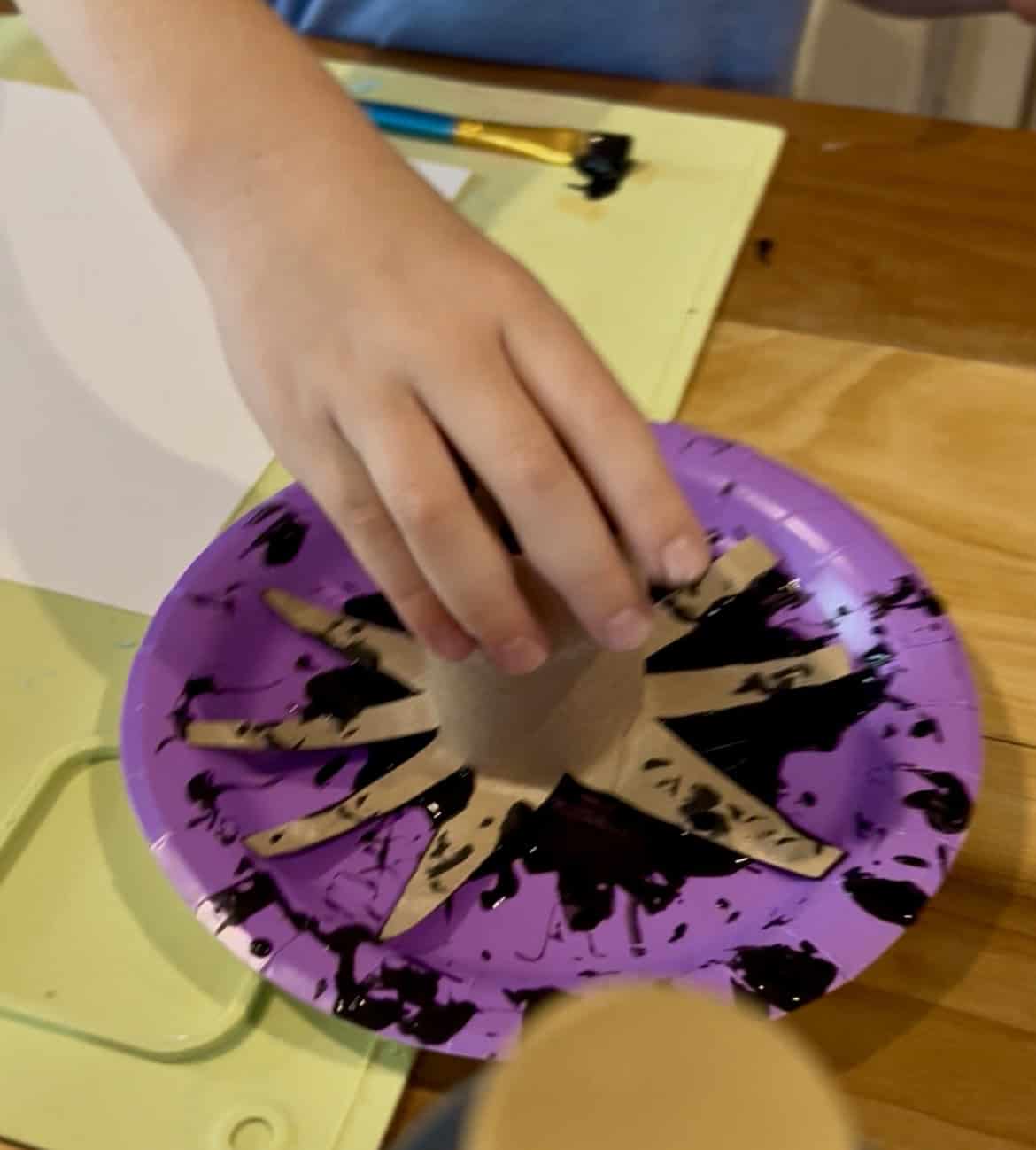 spider toilet paper roll painting