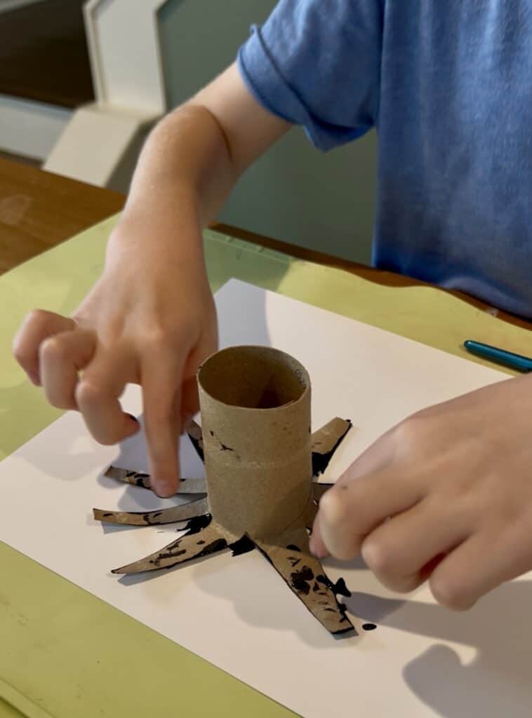 spider toilet paper roll painting