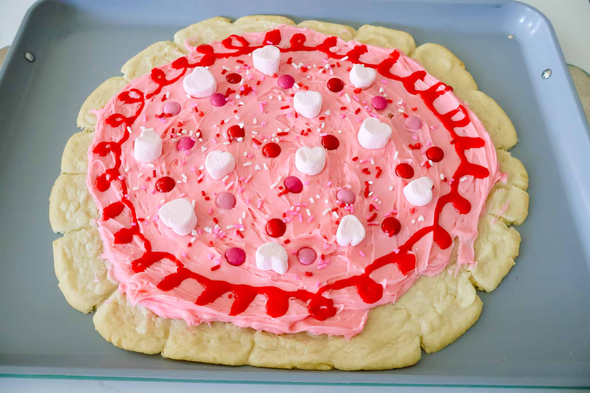 How to make a Valentine’s Day Cookie Pizza