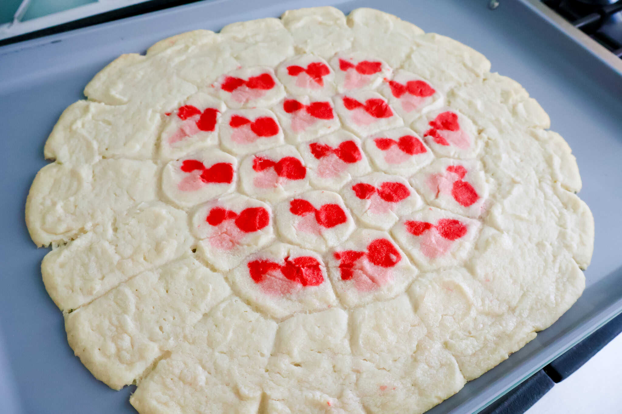 How to make a Valentine’s Day Cookie Pizza