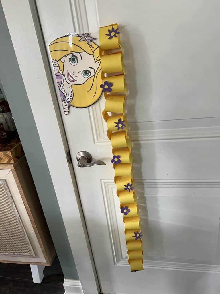 hanging a rapunzel paper chain disney countdown