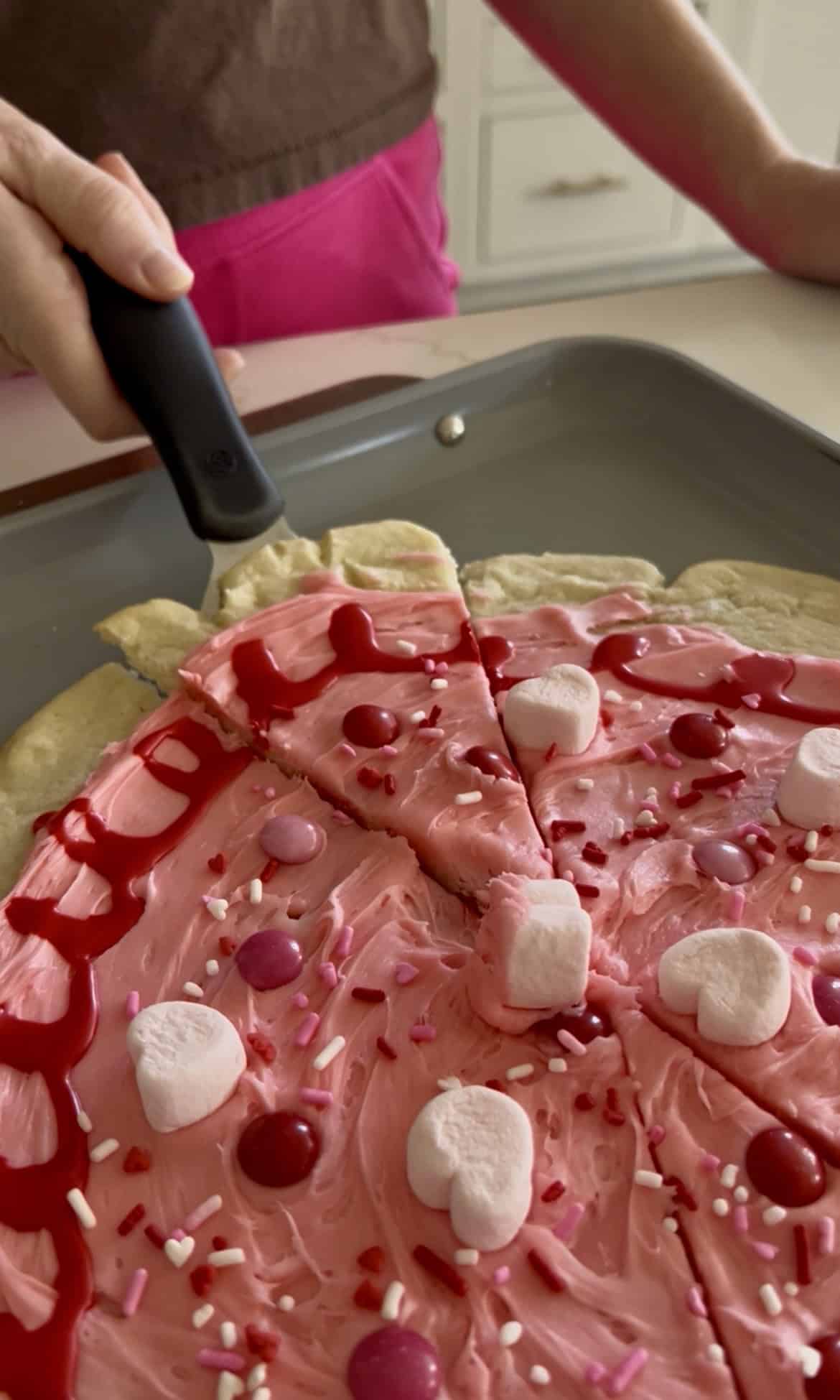 valentines day cookie pizza
