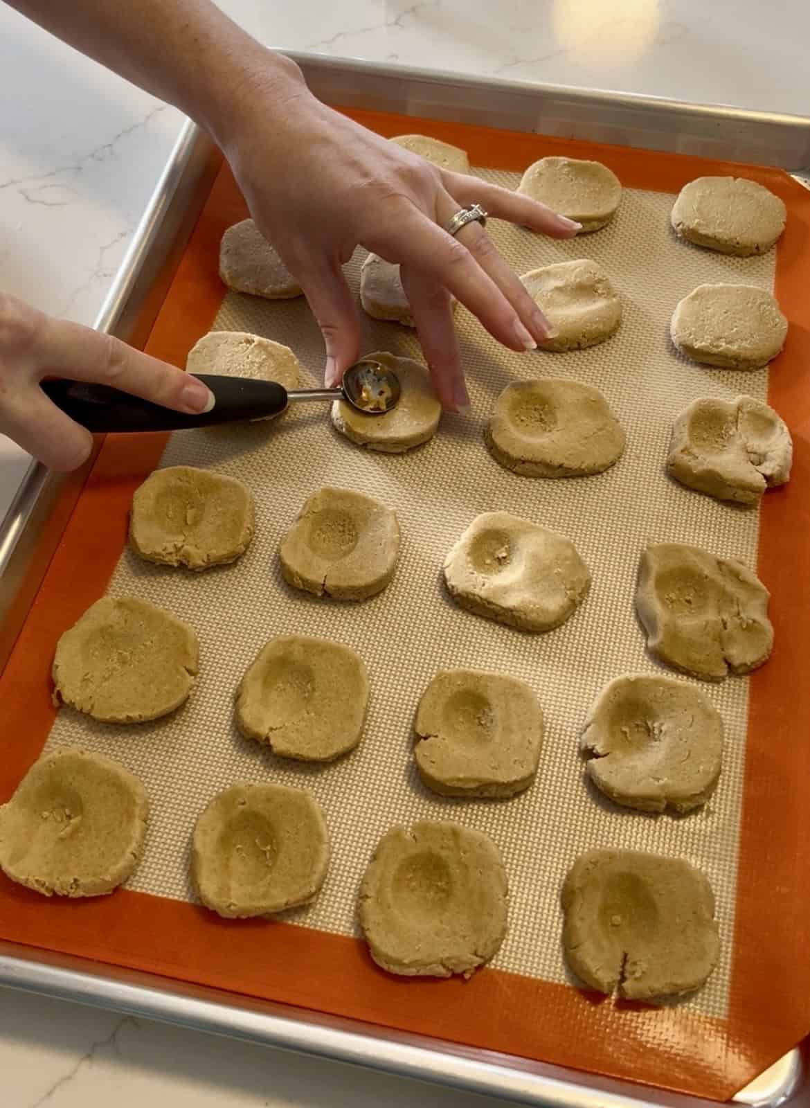 creating bunny face cookies