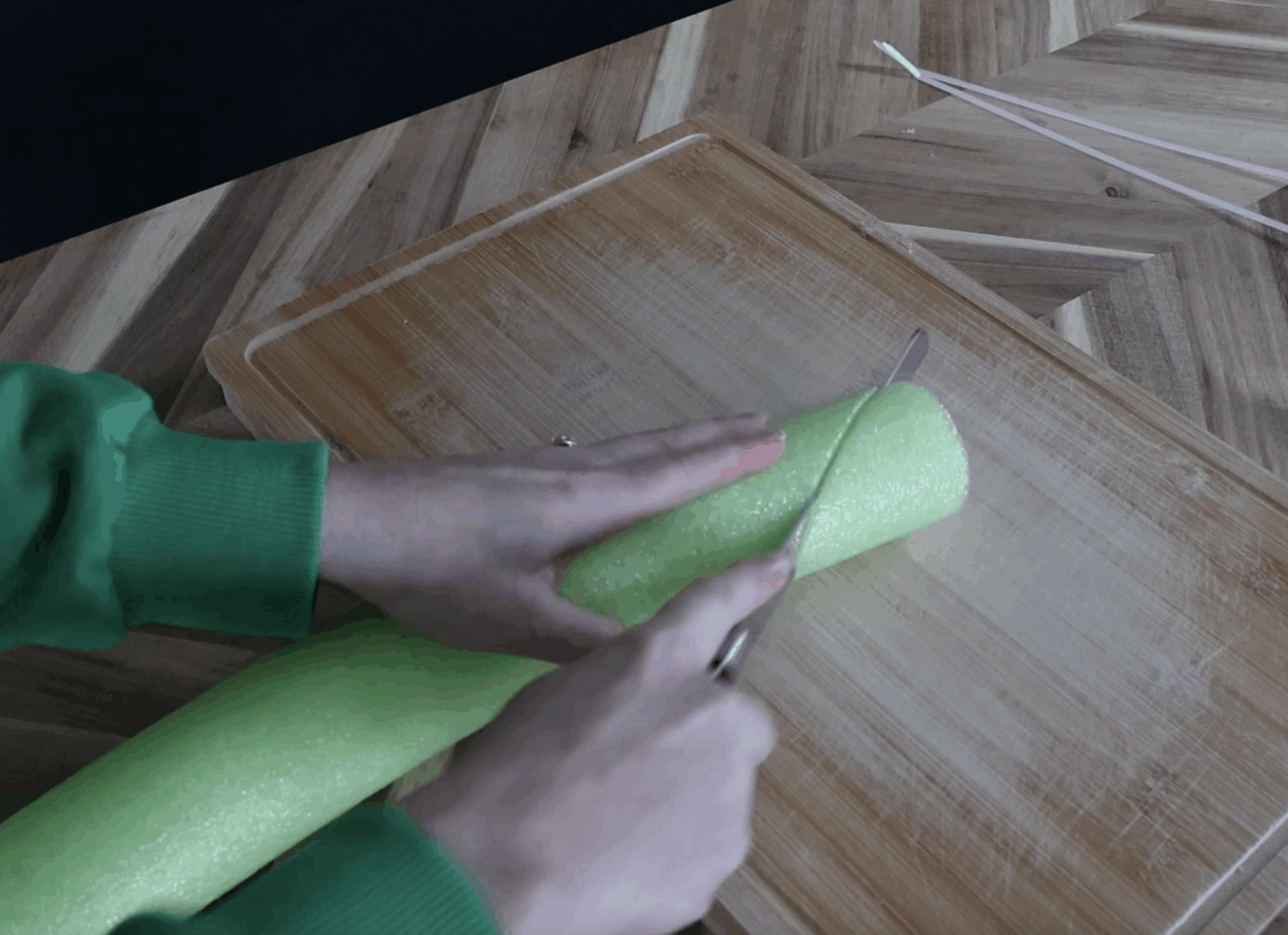 cutting pool noodles