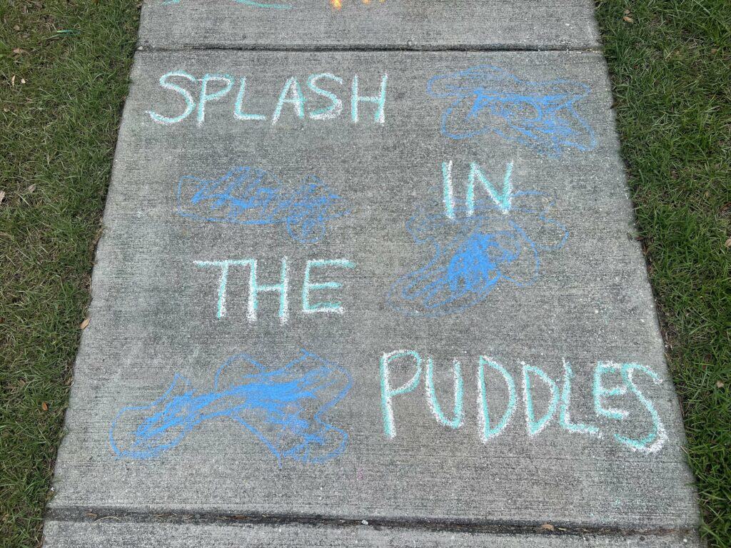 summer sidewalk chalk obstacle course - splash in the puddles